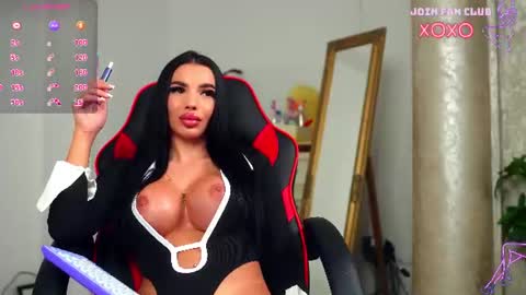 Snapshot of velmaevans chatting on July 27, 2026, 7:32 pm Velma online show from July 27, 2026, 7:32 pm