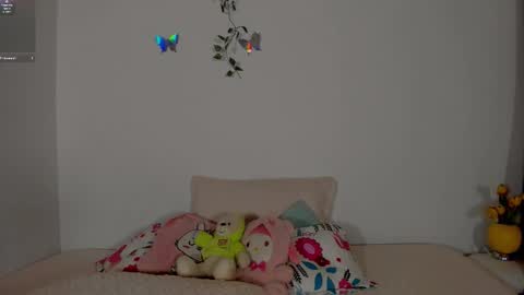 velvet_00 online show from February 1, 2026, 8:46 am