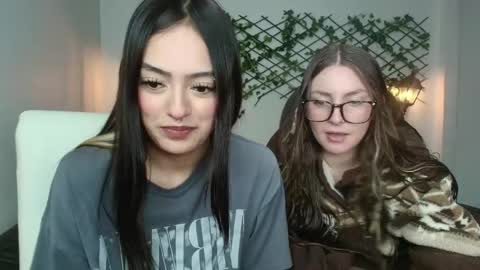 Sophi  online show from April 11, 2026, 11:31 pm