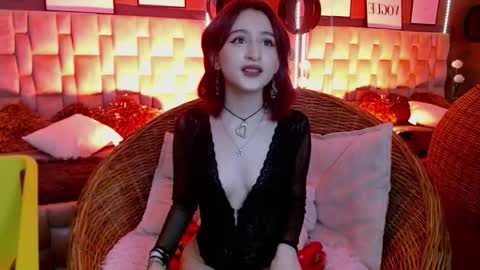 Velvet c4k3 online show from November 22, 2025, 1:54 pm