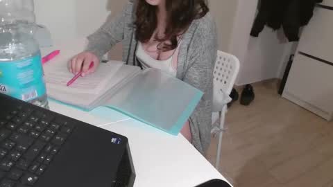 Velvet Desiree online show from February 7, 2026, 4:33 pm