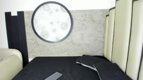 Snapshot of velvet_duo23 chatting on April 27, 2026, 11:41 am Stefany Y Diego online show from April 27, 2026, 11:41 am