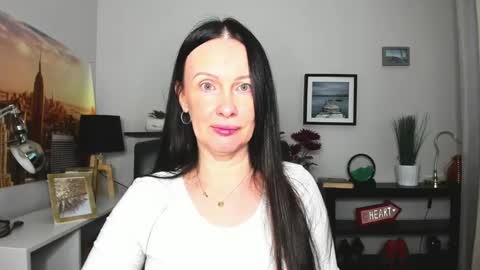 Jasmine online show from September 24, 2025, 5:44 am