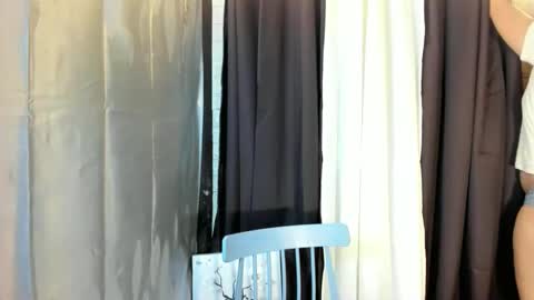 Snapshot of velvet_jess chatting on March 1, 2026, 5:09 am call me jessie online show from March 1, 2026, 5:09 am