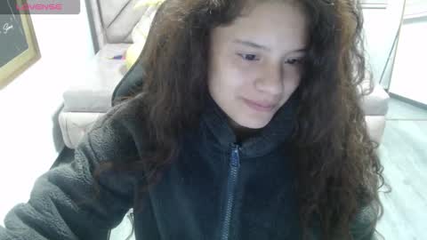 velvet_moon_v online show from January 15, 2026, 1:16 pm