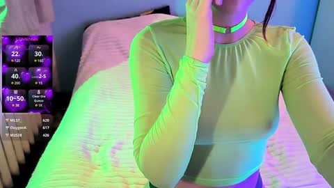 Violet online show from February 24, 2025, 4:15 pm