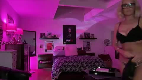 VelvetBarbie online show from January 8, 2025, 12:06 am