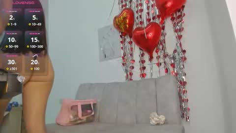 Velvetluna online show from March 3, 2026, 11:05 am