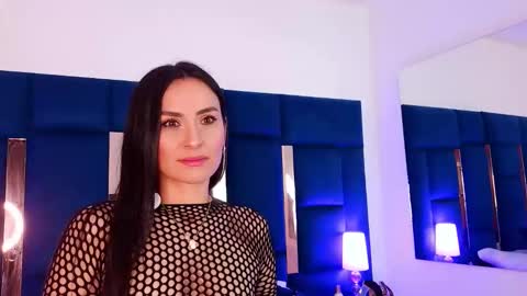 Snapshot of velvetlunaa chatting on May 14, 2026, 1:51 pm Velvet online show from May 14, 2026, 1:51 pm