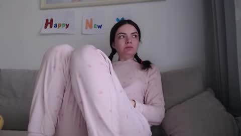 velvetmoon123 online show from February 12, 2026, 6:41 am