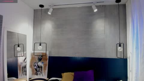 velvettease_ online show from April 8, 2026, 12:49 pm