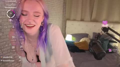 Snapshot of velvetvesper chatting on November 11, 2025, 9:37 pm velvetvesper online show from November 11, 2025, 9:37 pm