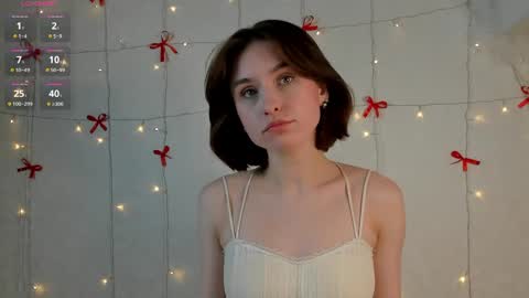 VelvetVine online show from April 9, 2026, 8:31 am