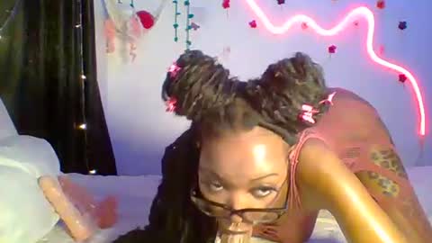 Snapshot of velvetyvixen chatting on October 2, 2025, 3:24 am COCO XOXO online show from October 2, 2025, 3:24 am