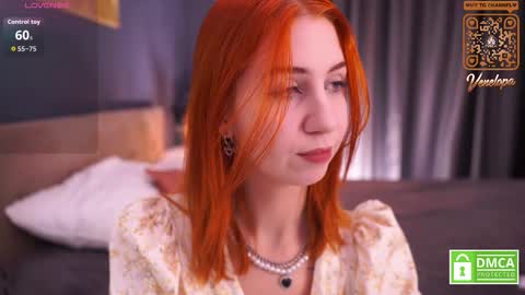 Venelopa online show from December 1, 2025, 1:38 pm