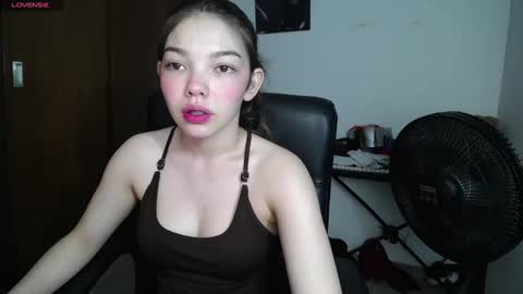 Venelope 3 online show from January 25, 2025, 11:43 pm