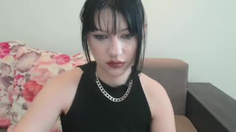 Snapshot of venera_goddess chatting on February 13, 2025, 7:45 am Naly online show from February 13, 2025, 7:45 am