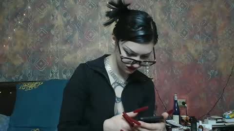 Snapshot of venera_goddess chatting on November 30, 2025, 12:20 pm Naly online show from November 30, 2025, 12:20 pm