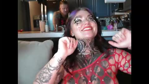 VentressInk online show from October 31, 2025, 12:44 am