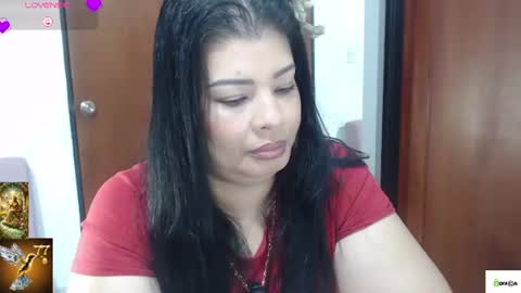 HI IM VENUS SMALL BOOBS  BIG HEART WARM PUSSY online show from June 10, 2026, 11:24 pm