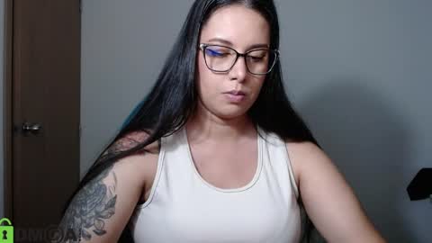 Snapshot of venus__24 chatting on May 6, 2026, 5:03 am venus online show from May 6, 2026, 5:03 am
