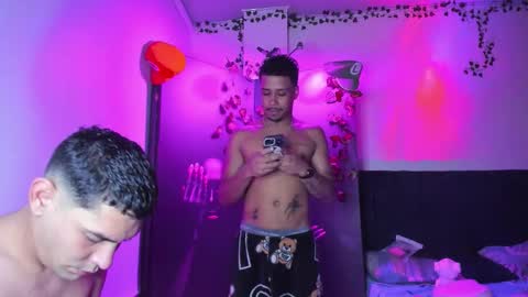 venus_boy2 online show from November 22, 2025, 3:16 am