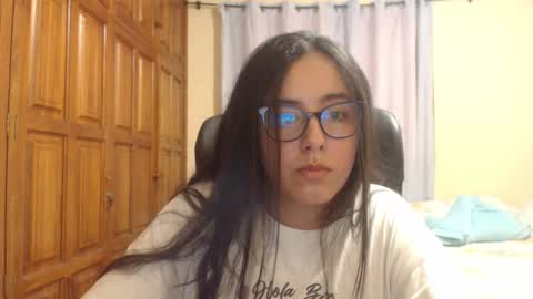 Venus online show from December 5, 2025, 1:14 am