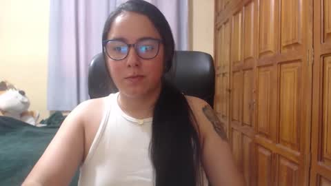 Venus online show from February 4, 2026, 12:49 am