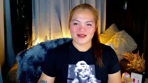 I am Colly Your mystery girl online show from November 15, 2025, 2:20 am