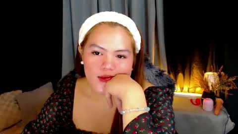 I am Colly Your mystery girl online show from November 21, 2025, 2:10 am