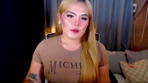 I am Colly Your mystery girl online show from July 23, 2026, 1:52 am
