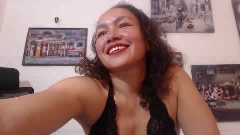 venus_lov online show from October 2, 2025, 6:59 pm