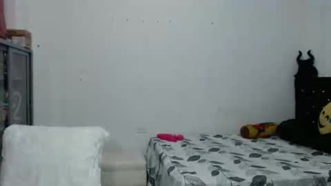 venus_menoza online show from December 27, 2024, 3:26 pm