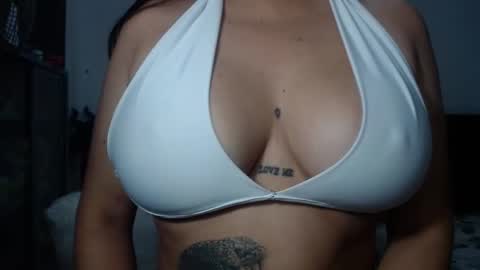venus_menoza online show from March 2, 2025, 11:50 am