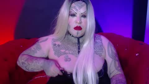 Snapshot of venus_rock chatting on September 14, 2025, 4:22 am Venus Ink online show from September 14, 2025, 4:22 am