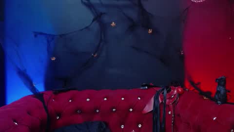 Venus Ink online show from October 25, 2025, 4:20 am