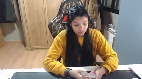 Snapshot of venus_sensual69 chatting on February 17, 2025, 8:36 pm Venus independent model online show from February 17, 2025, 8:36 pm