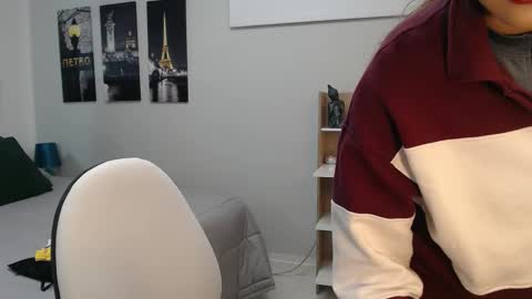 Snapshot of venus_steffen chatting on September 13, 2025, 12:27 pm Mia online show from September 13, 2025, 12:27 pm