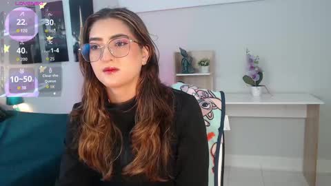 Snapshot of venus_steffen chatting on September 23, 2025, 12:30 pm Mia online show from September 23, 2025, 12:30 pm