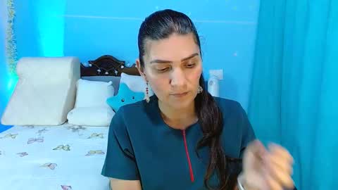 Catalina online show from February 6, 2025, 1:05 am