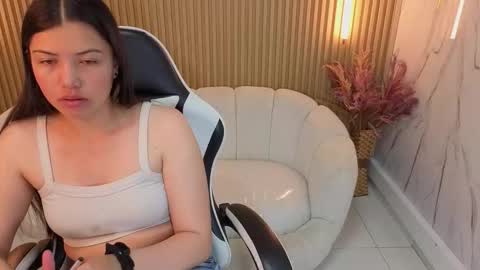 Venus  online show from December 20, 2025, 7:43 pm