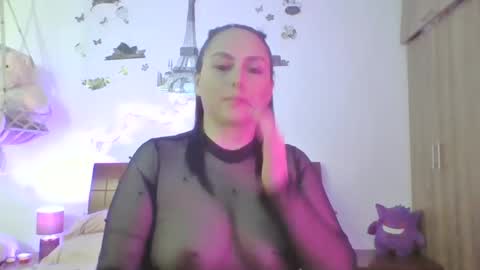 VENUSINA07 online show from September 12, 2025, 1:55 pm