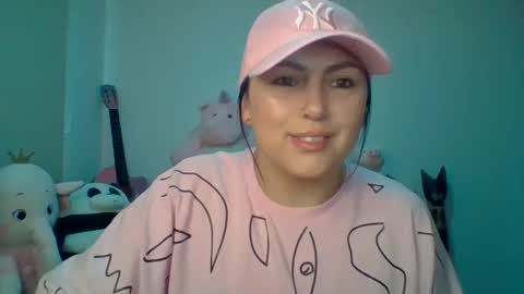 VENUSINA07 online show from April 24, 2026, 4:42 pm