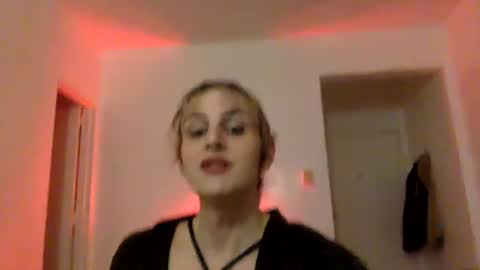Snapshot of venusingem chatting on July 10, 2026, 2:16 am venusingem online show from July 10, 2026, 2:16 am
