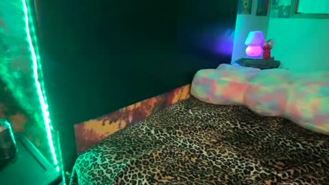 Venus online show from January 25, 2025, 4:34 am