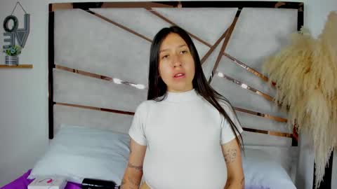 venusmorgan_ online show from November 21, 2025, 12:04 pm