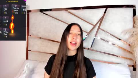 venusmorgan_ online show from November 29, 2025, 12:19 pm