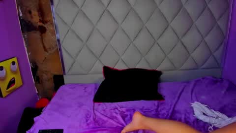 Venusowen  online show from January 28, 2025, 7:53 pm