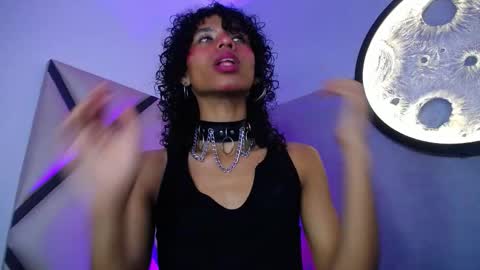 Snapshot of venuss_03 chatting on January 6, 2026, 3:21 am venuss_03 online show from January 6, 2026, 3:21 am