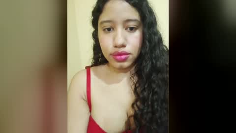 vera_phone online show from May 15, 2026, 10:17 pm
